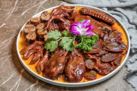 捷運碧潭站附近的美食餐廳。超人氣新店碧潭美食！